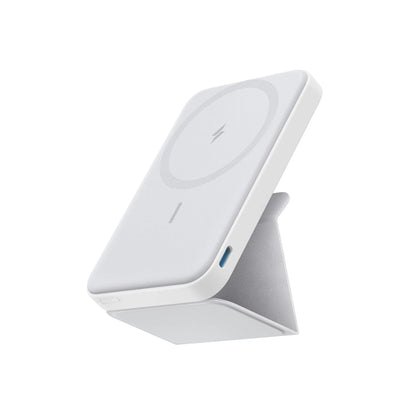 #Summervibes Anker Magnetic Power Bank, Built-In Foldable Stand, USB-C Port on the Side, 5,000Mah Capacity, Perfectly Compatible with Iphone 17/16/15/14/13 Series